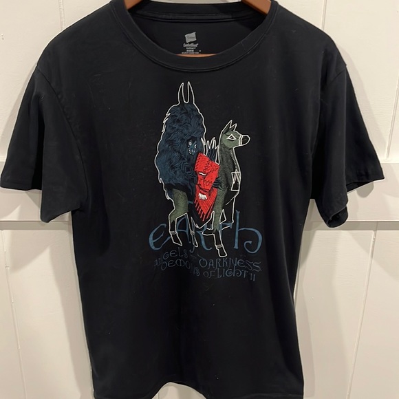 Earth T-shirt - Picture 1 of 3